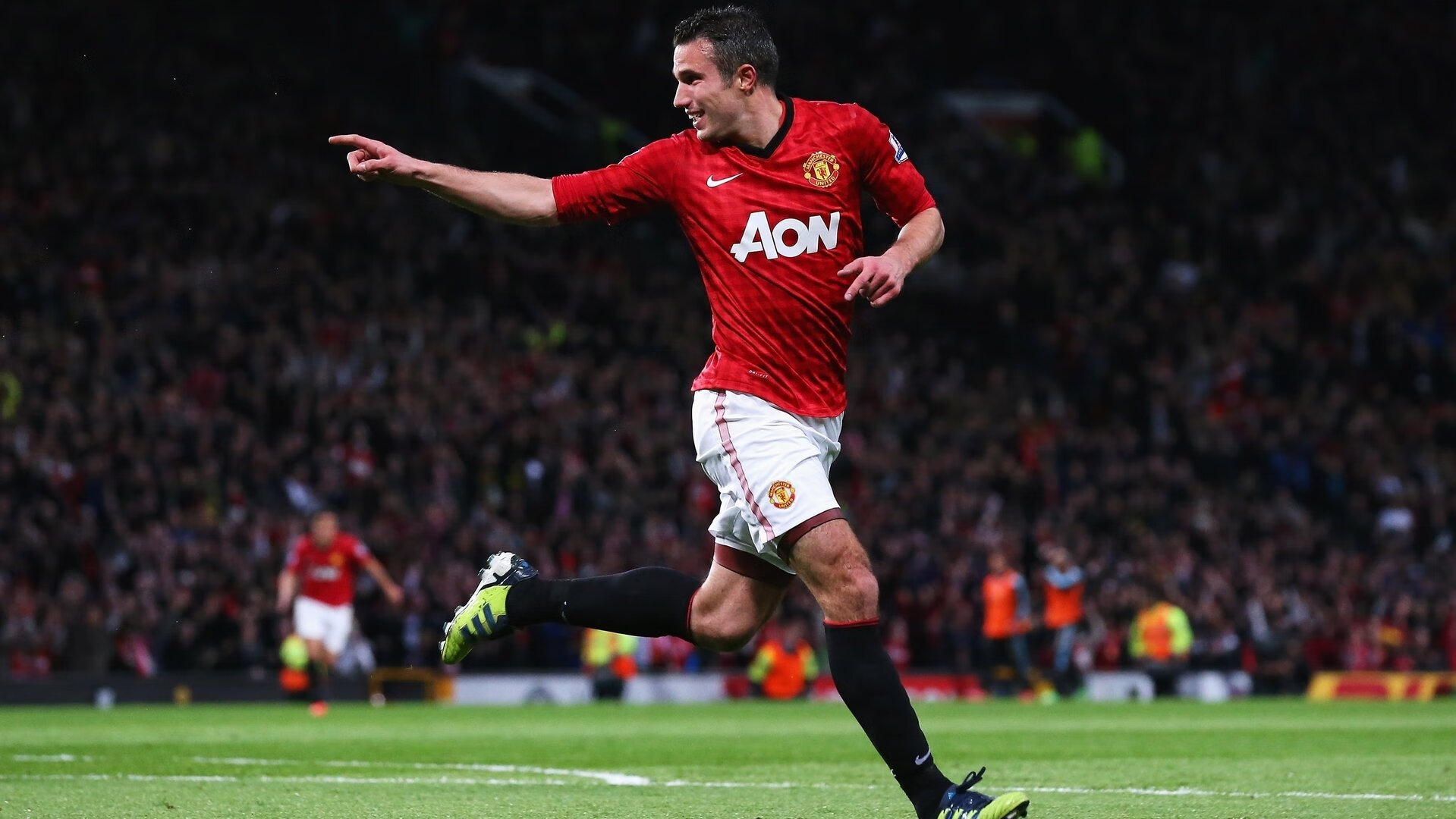 kering.com-中超后勤团队规模扩大专业细分提升服务能力，中超 中后卫